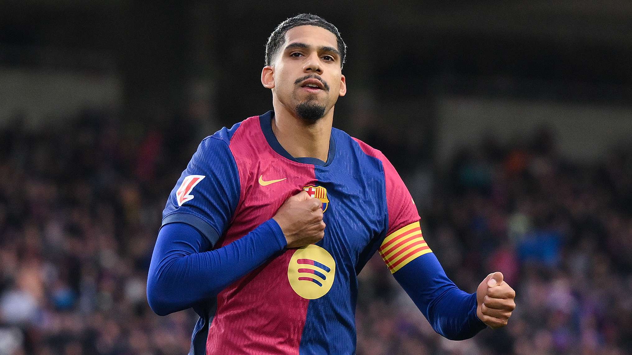 这场备受瞩 这场备受瞩